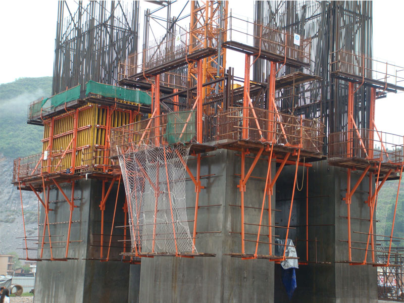 Wymagania konstrukcyjne dla formalów mostowych i maszyn i urządzeń budowlanych